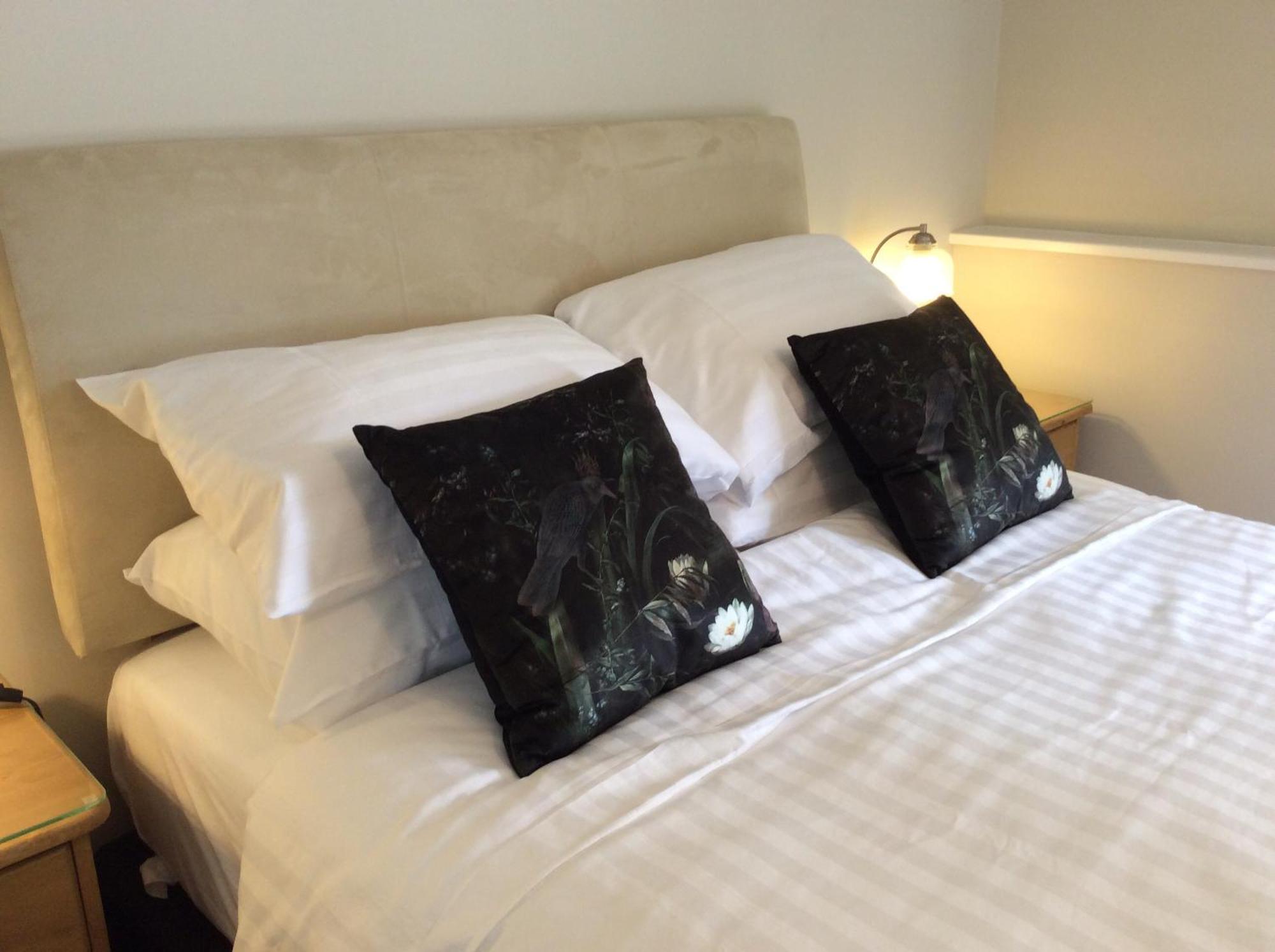 Three-Cranes Bed & Breakfast Turvey Room photo