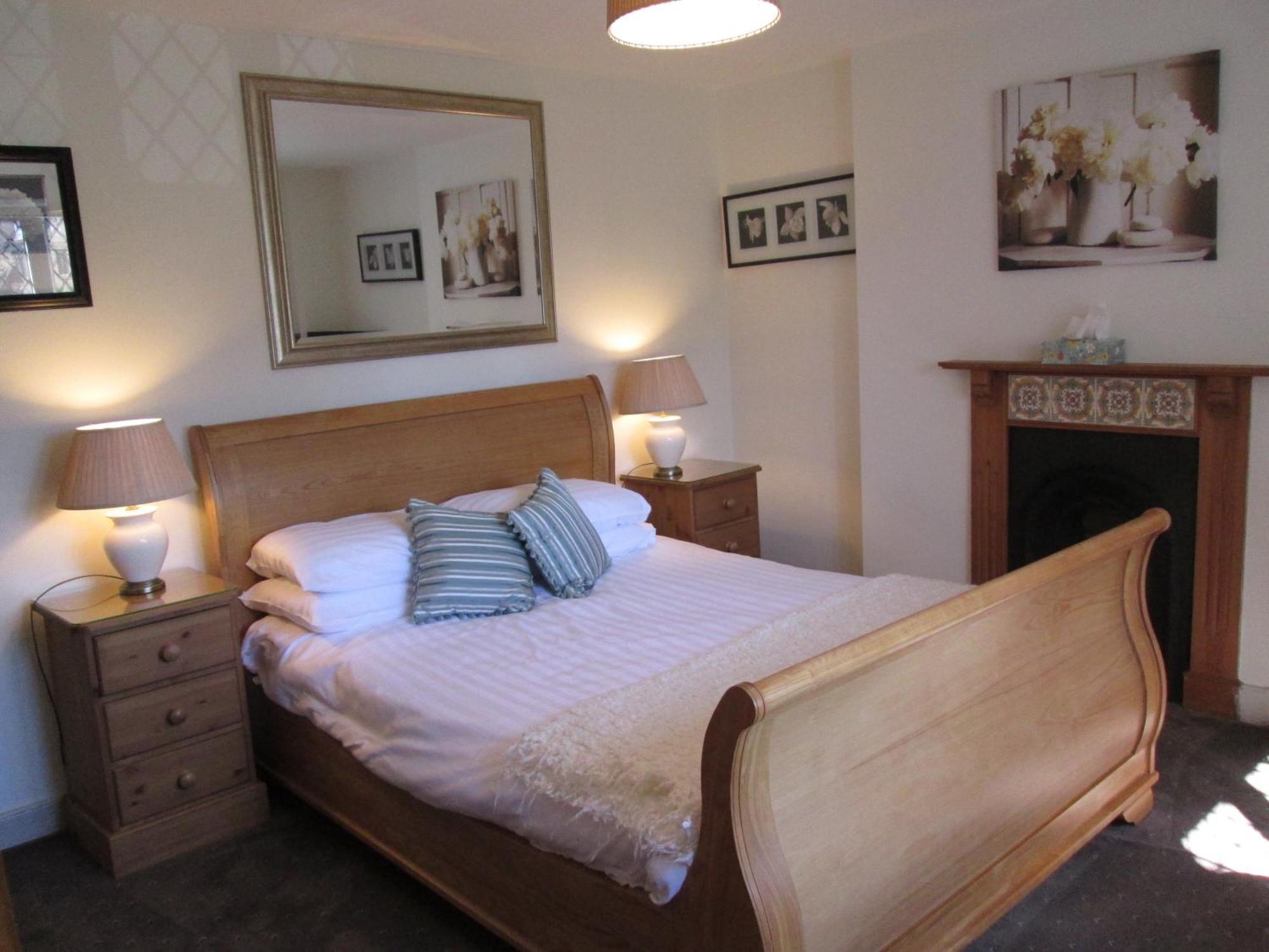 Three-Cranes Bed & Breakfast Turvey Room photo